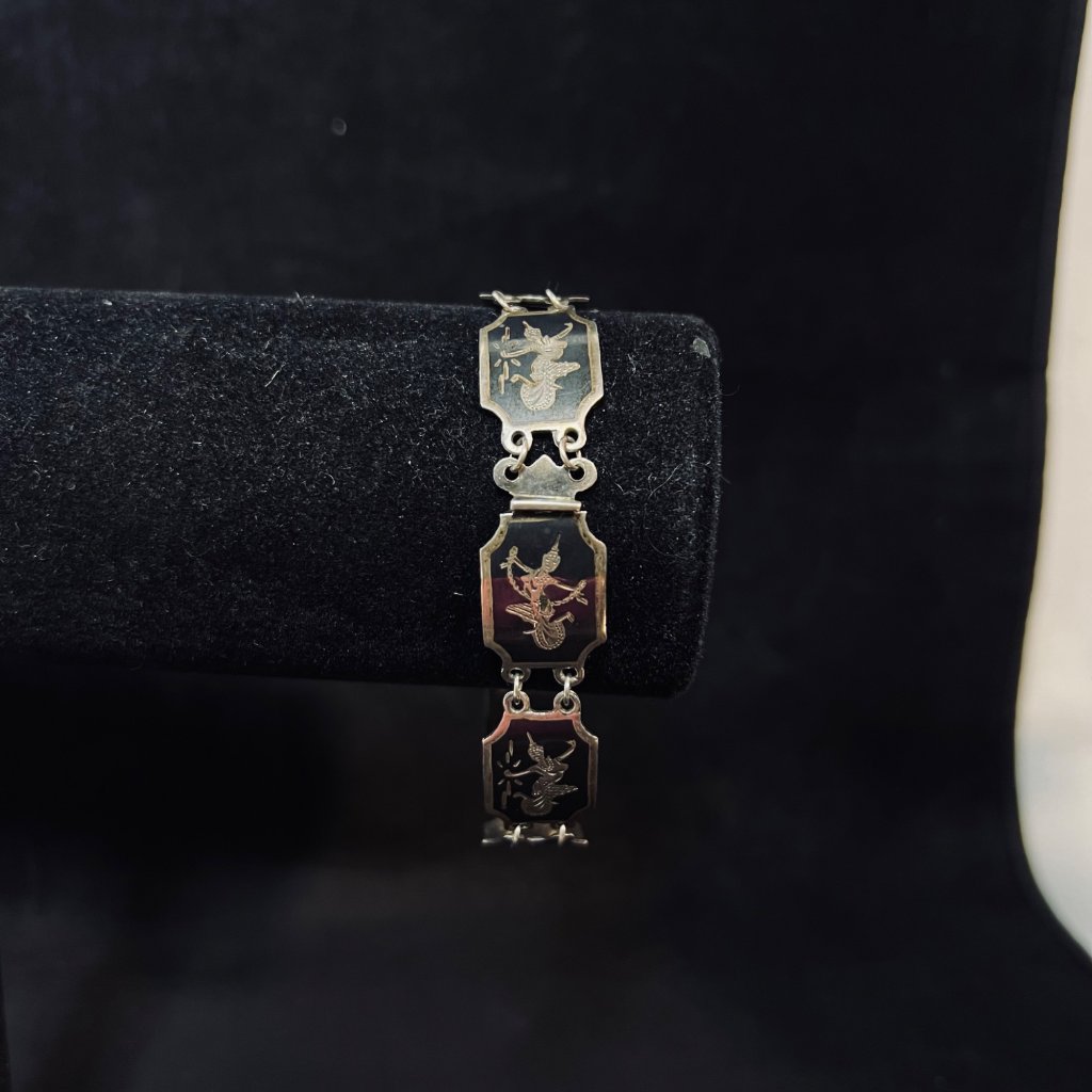 Vintage Siam Goddess Sterling Silver Bracelet (5000)